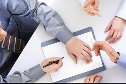 800元债务纠纷可否提起诉讼？